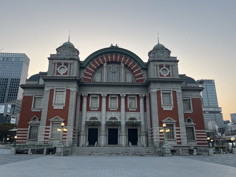 中央公会堂。正面より。