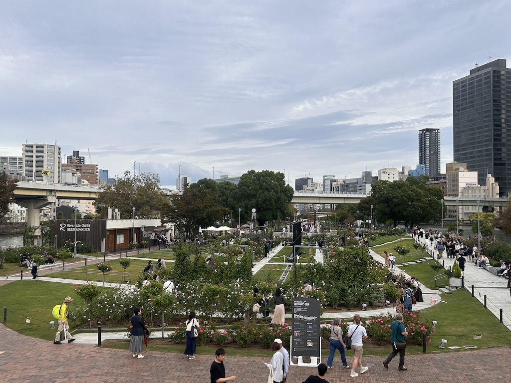 バラ園全景。